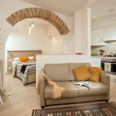 Vatican Studio Apartment Roma Esterno foto